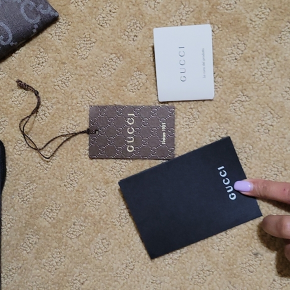 Gucci 70cm x 200cm wool/silk shawl scarf brand new - Picture 3 of 5